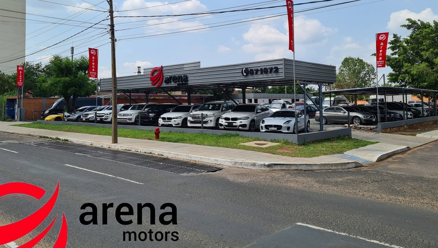 Detalle de una unidad disponible en Arena Motors
